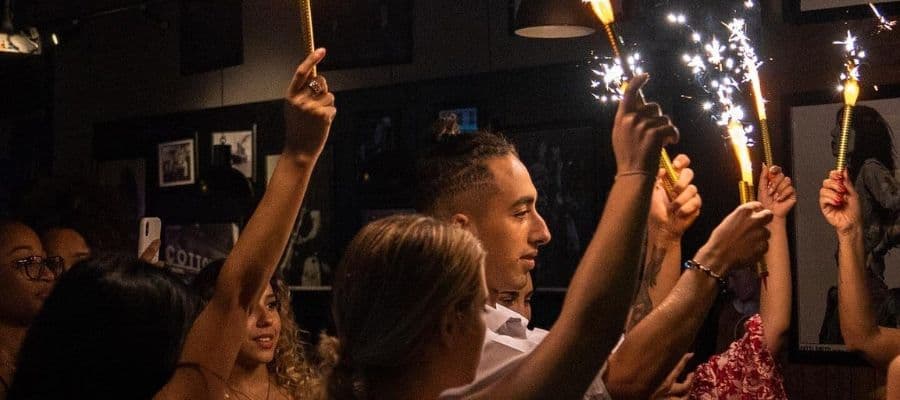 Birthday Party Dubai | Ultimate Night Celebration by Pub Crawl Dubai