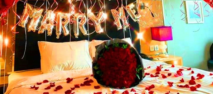 Lux 'Pop the Question' Proposal Decor Package by The Sign & Easel Company